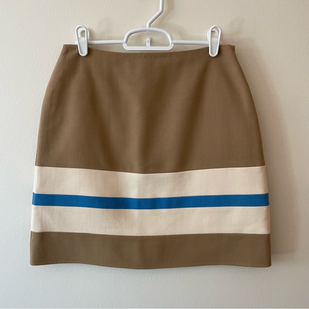 Anne Klein Beige Skirt with Stripe